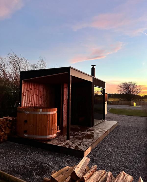 The evenings are becoming brighter, signalling a seasonal shift. 🌿✨
Extended twilight. Chilly breezes. Vapours ascending into a clearer sky. This particular time of year holds a unique charm, as winter lingers just a bit longer while spring makes its evident approach.
Who’s excited for invigorating air, milder temperatures and more opportunities for outdoor escapades?🔥
#KiramiUK #SpringApproaches #BrighterEvenings #OutdoorLifestyle #SaunaExperience #WoodBurningSauna #GardenExploration #WellnessInNature #MindfulLiving The evenings are becoming brighter, signalling a seasonal shift. 🌿✨
Extended twilight. Chilly breezes. Vapours ascending into a clearer sky. This particular time of year holds a unique charm, as winter lingers just a bit longer while spring makes its evident approach.
Who’s excited for invigorating air, milder temperatures and more opportunities for outdoor escapades?🔥
#KiramiUK #SpringApproaches #BrighterEvenings #OutdoorLifestyle #SaunaExperience #WoodBurningSauna #GardenExploration #WellnessInNature #MindfulLiving